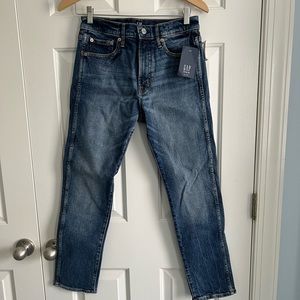 GAP Slim Straight Jeans NEVER WORN size 28 regular